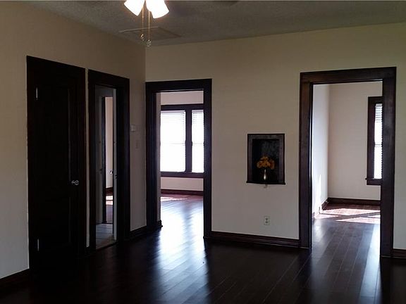 4th image of 300 Palmero St #B