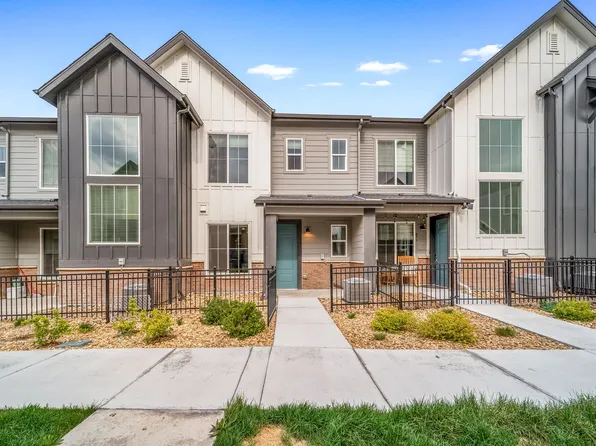 475 Millwall Cir, Castle Pines, CO 80108