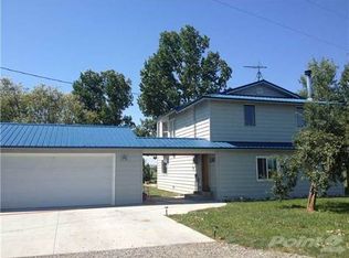 2380 N 9th Rd, Worden, MT 59088