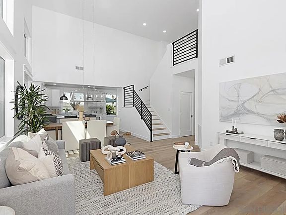 4th image of 10670 Vista Del Agua Way