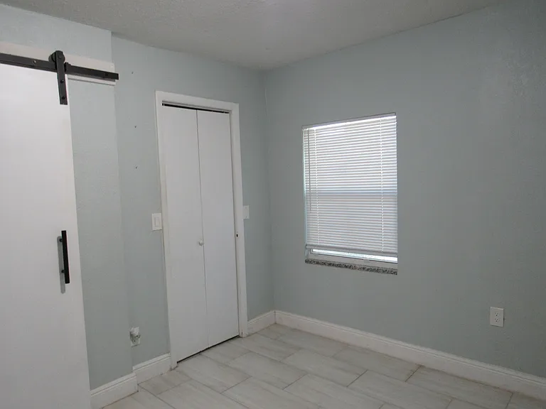4283 Cocoanut Rd #3 — Photo 8