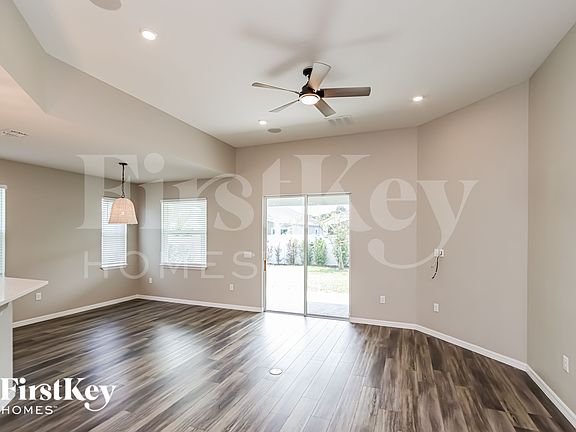 3rd image of 2742 Bobby Jones St