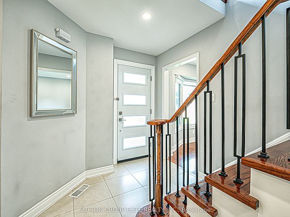 5th image of 298 Fredericksburg Ct