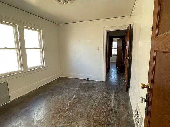 5th image of 4140 N 24th Pl #E07635384