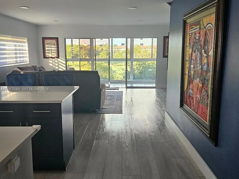 1101 SW 128th Ter #301C — Photo 3
