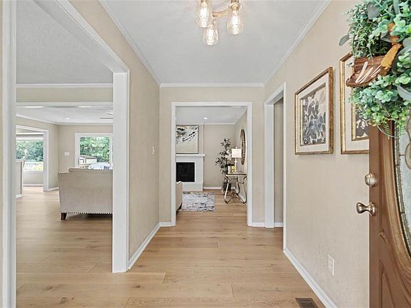 4th image of 1509 Baycliff Ln