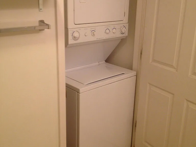 1316 E Brady St #B — Photo 7
