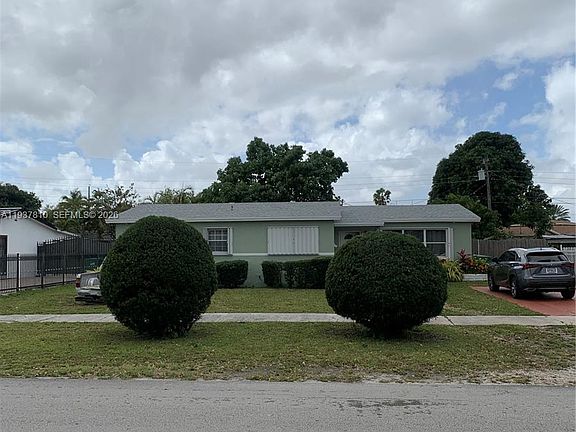 2nd image of 17200 N Miami Ave