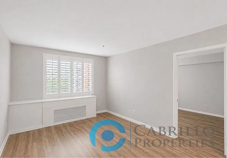 1435 India St #408 — Photo 13