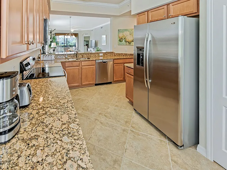 9735 Acqua Ct #621 — Photo 15