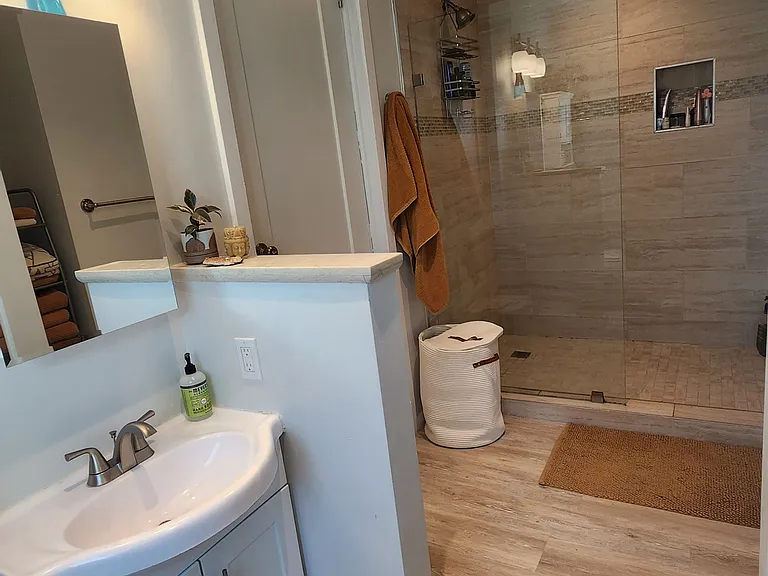 800 E Micheltorena St #B — Photo 13