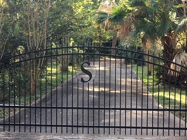 1st image of 3703 Aspenwood Dr