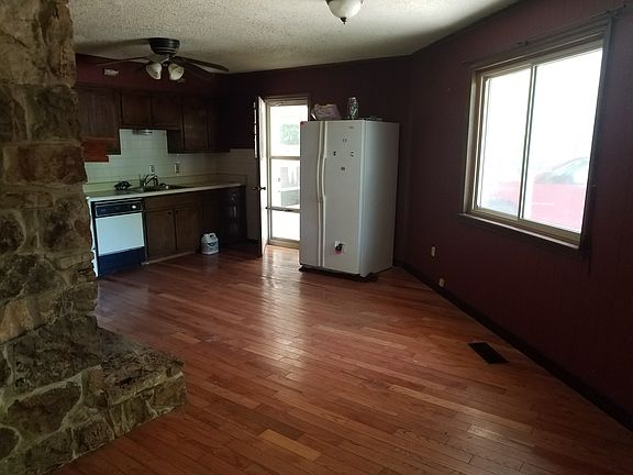 5th image of 1610 Fairwater Cir
