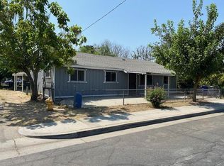 1024 Clinton St, Madera, CA 93638