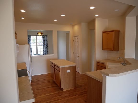 5th image of 6667 Cabin Creek Dr