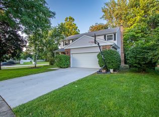 1201 Pinetree Ln, Bartlett, IL