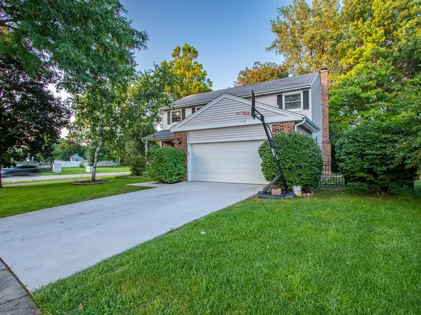 1201 Pinetree Ln, Bartlett, IL 60103