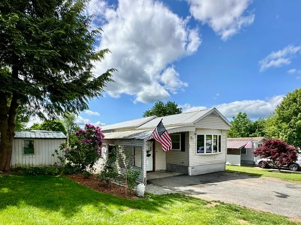 22 Madison Place, Claremont, NH 03743