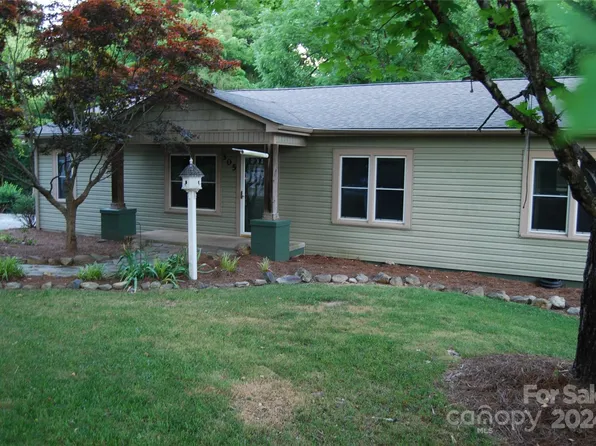 305 Catawba St, Morganton, NC 28655