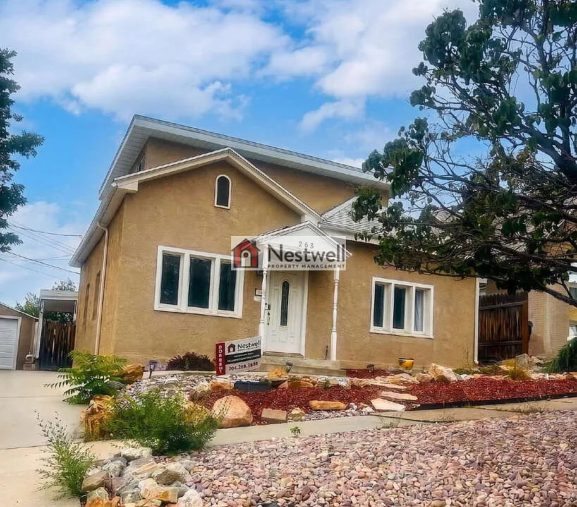 263 G St