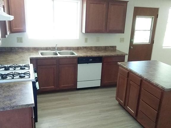 New cabinets and spacious cooking area!