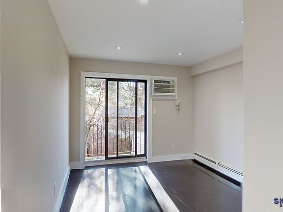 4th image of 1144 Welling Ct APT 3R
