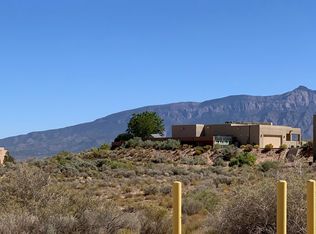 4701 Sioux Dr NE, Rio Rancho, NM 87144