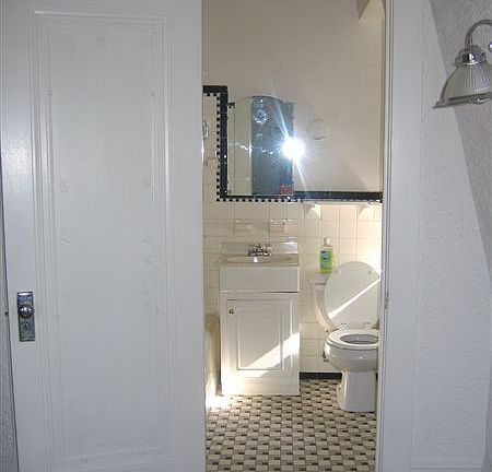 2nd image of 126 Waterman St APT 2