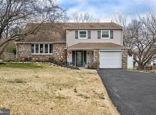 85 Brook Dr, Holland, PA 18966