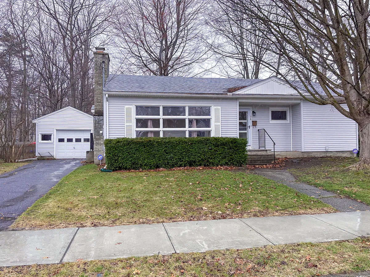 Building Photo - 38 Marshall Dr