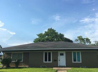 1530 W 4th St, Freeport, TX 77541
