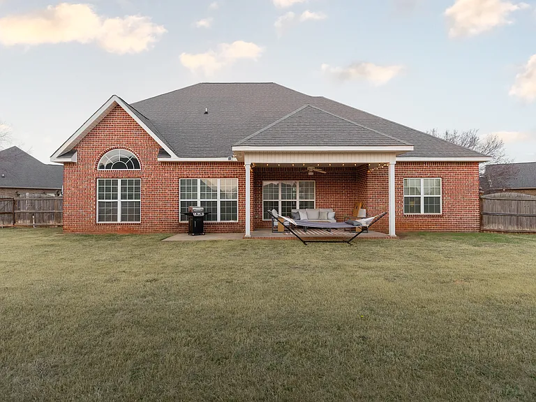 108 Barossa Ct — Photo 57