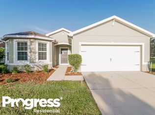 6215 Merrifield Dr, Zephyrhills, FL 33541