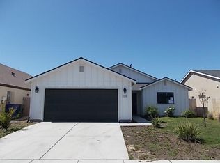 1774 S Dinky Creek Rd, Hanford, CA 93230
