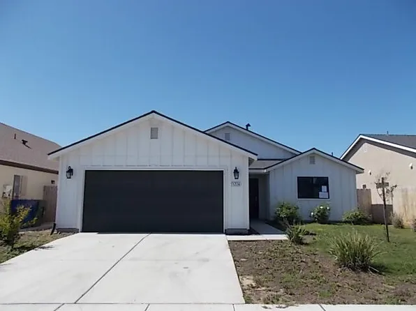 1774 S Dinky Creek Road, Hanford, CA 93230