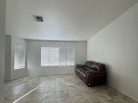 3rd image of 2730 W Camino De La Caterva