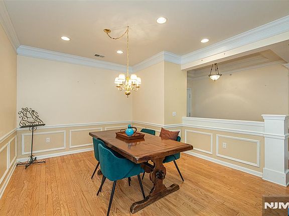 5th image of 10323 Warrens Way