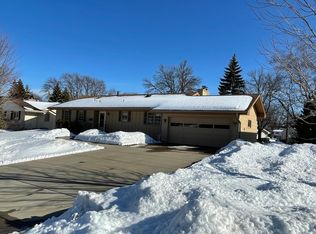 3412 36th Ave NE, Saint Anthony, MN 55418