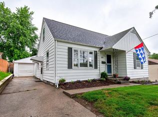 405 Hughes Ave, Des Moines, IA 50315