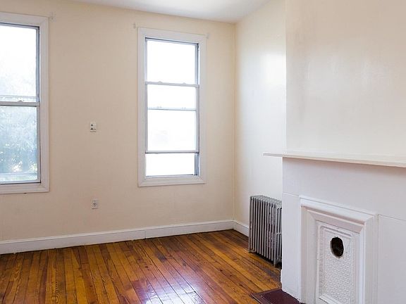 5th image of 61 Morgan Ave #3B