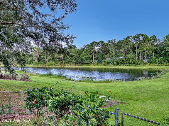 2nd image of 3363 Echo Ridge Pl N