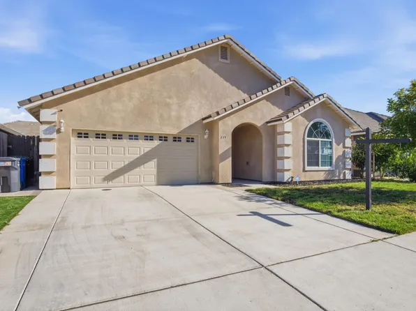 215 E Hawkeye Ave, Turlock, CA 95380