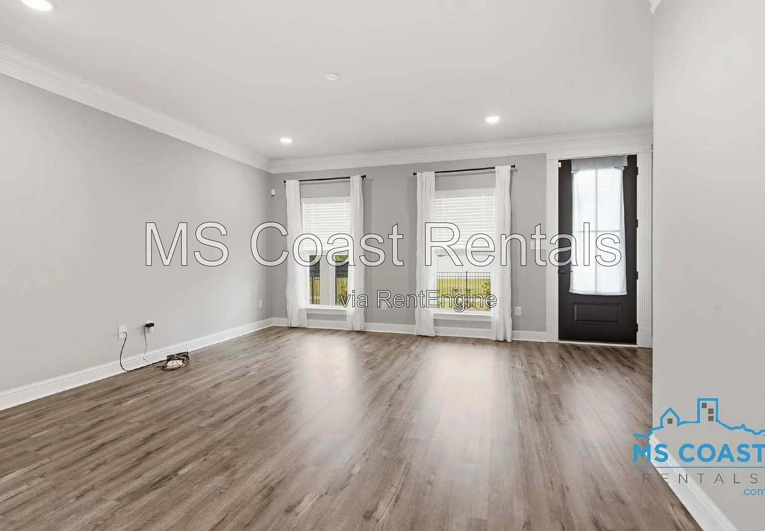 4 bed, 3.0 bath, $2,749 — Photo 3