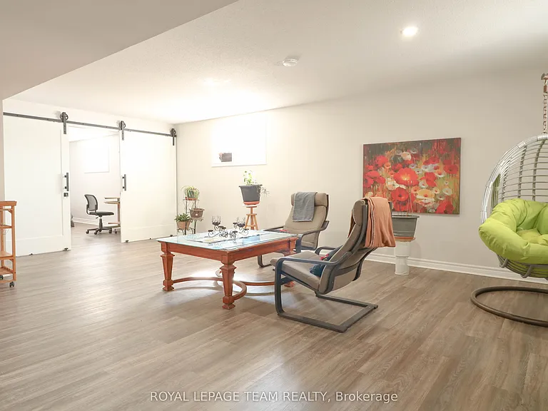 626 Albion Falls Dr — Photo 5