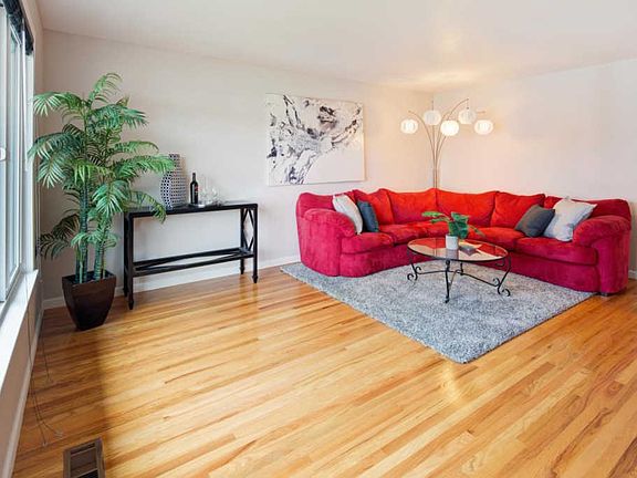 3rd image of 3750 Caravella Dr