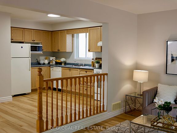 5th image of 881 Blacksmith St