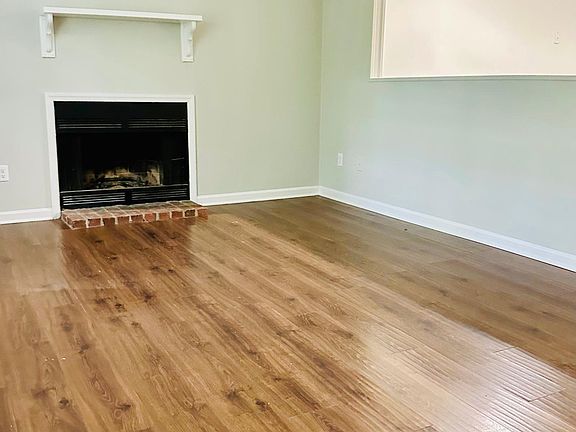 3rd image of 302 W Midvale Ave #A