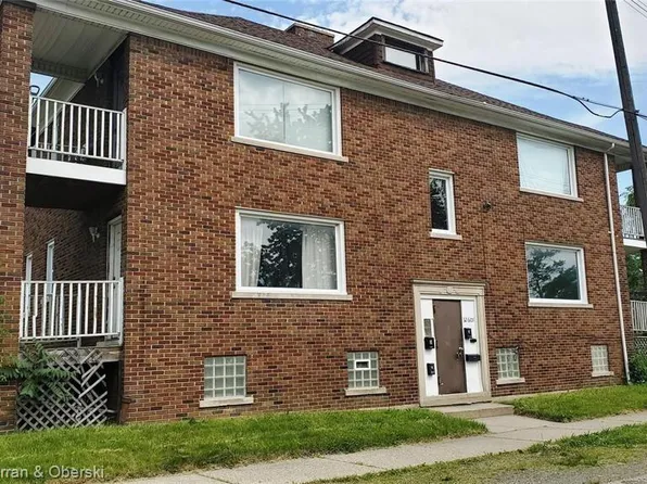 12400 Barlow St, Detroit, MI 48205
