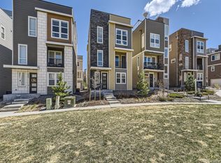 2601 Palau Way, Castle Rock, CO 80109