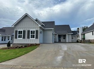 808 Geranium Dr, Fairhope, AL 36532